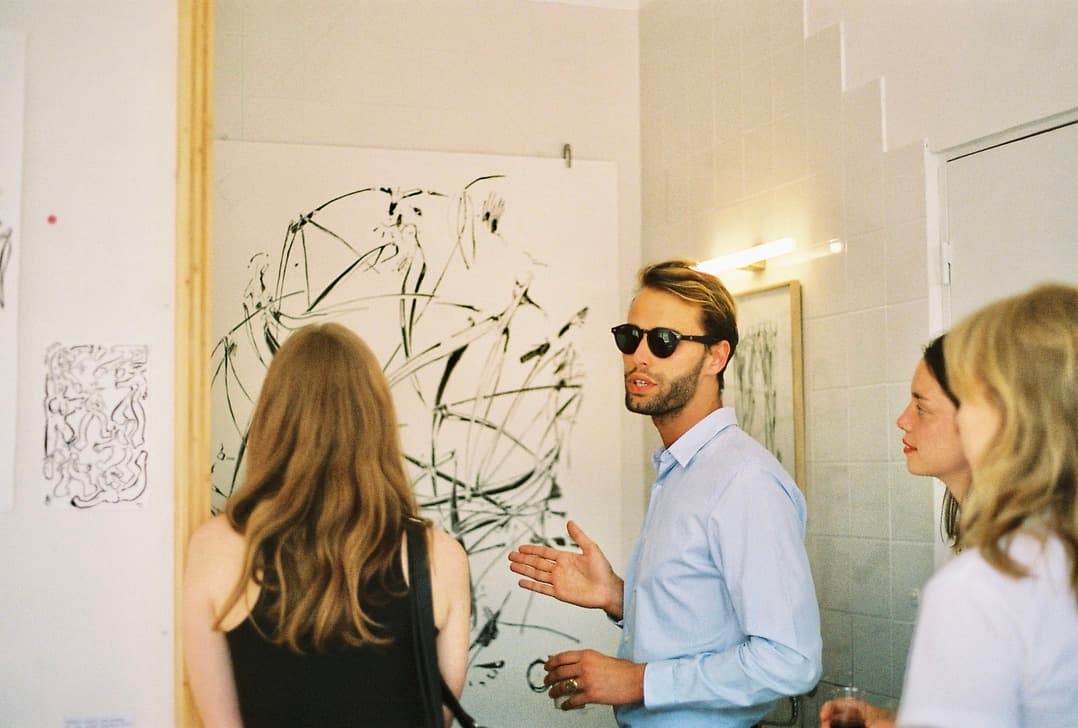 Installation view of “Elementaire” at Zone Trois Galerie, Bordeaux