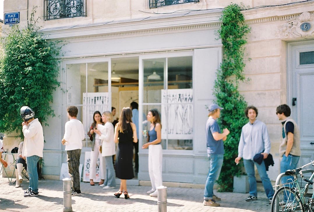 Installation view of “Elementaire” at Zone Trois Galerie, Bordeaux